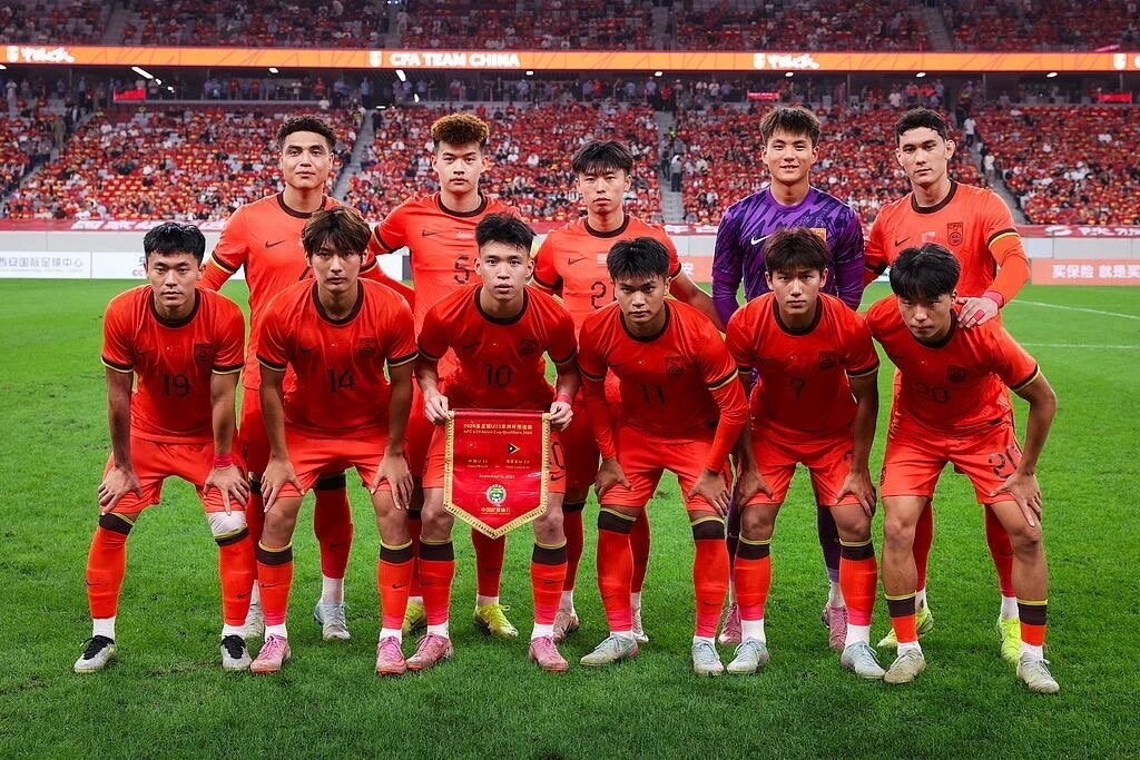 太阳报独家,江苏队前教,练佩特莱斯,LeYu,Sports,乐鱼体育,乐鱼体育入口,乐鱼体育官网,乐鱼体育APP下载